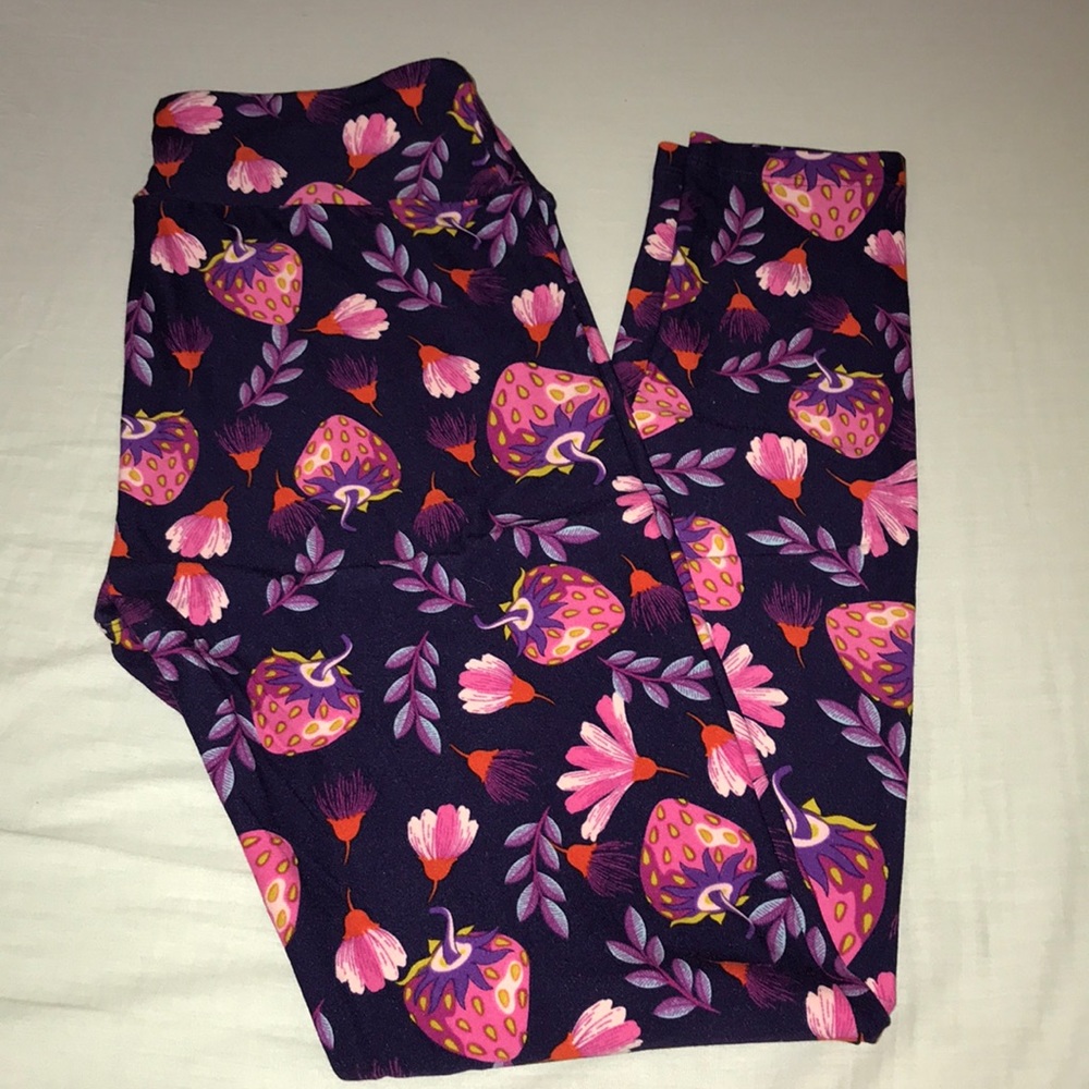 LuLaRoe HTF purple pink strawberry leggings NEW OS